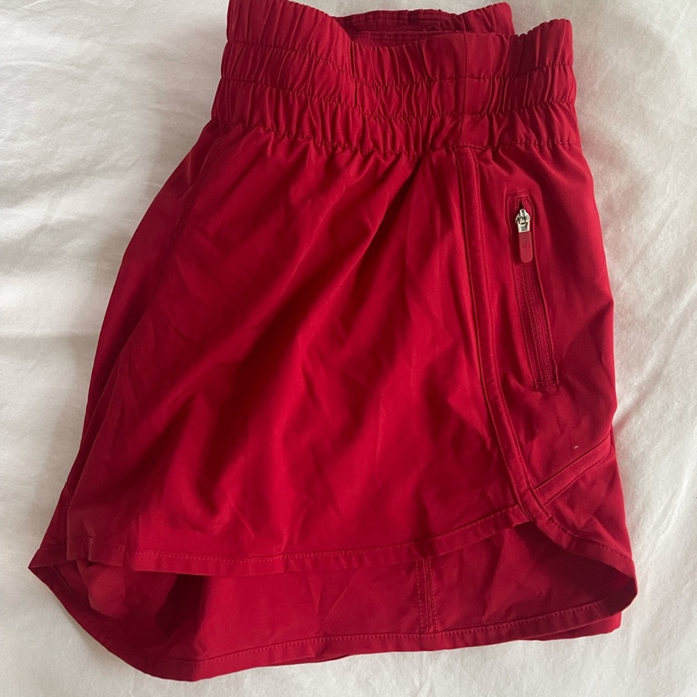 Lululemon running short